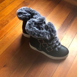 J slides boot